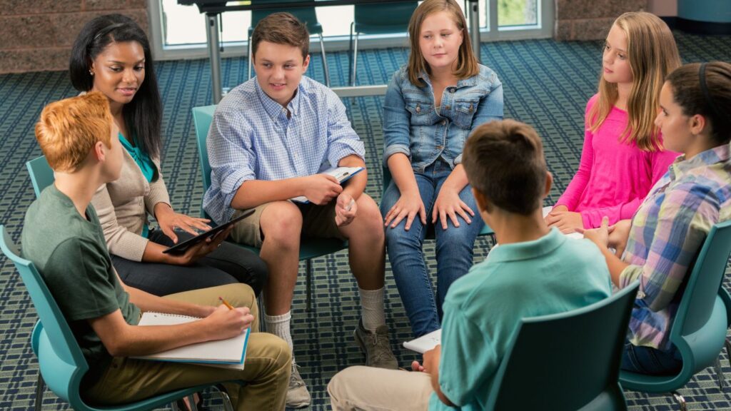 How ABA Therapy Helps Teens Develop Social Skills